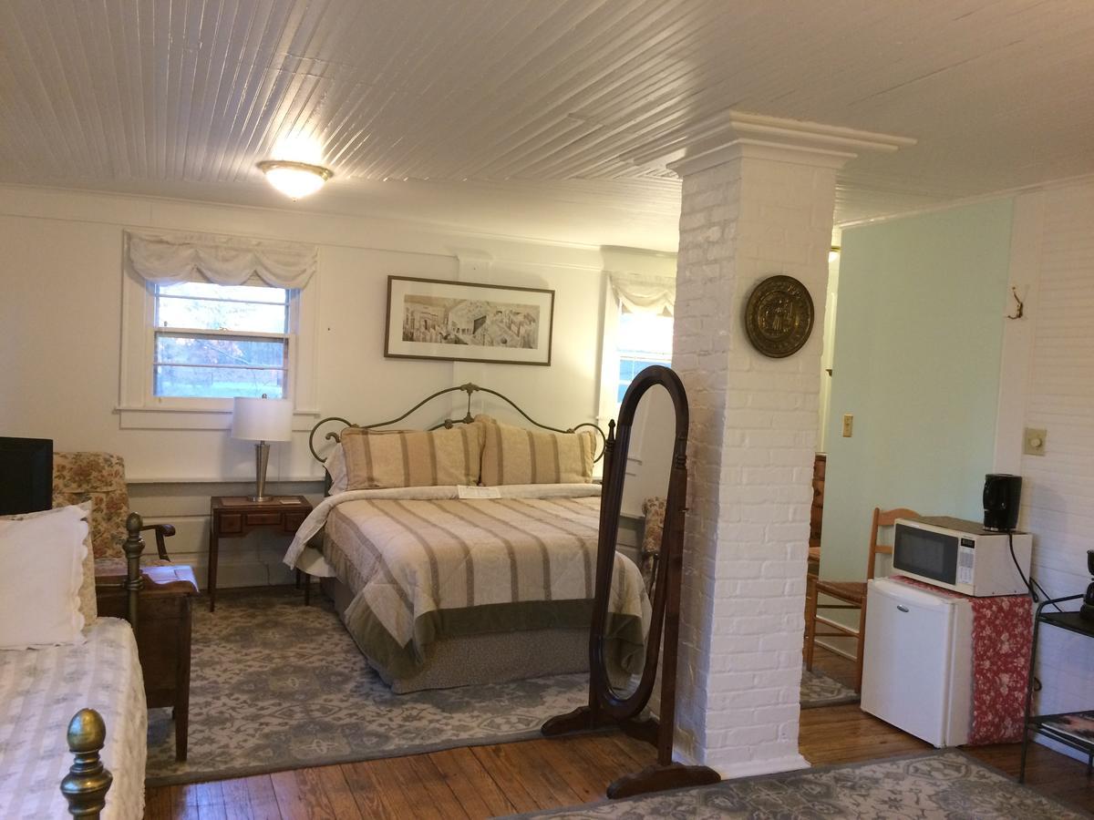 Oakland Cottage Bed And Breakfast Ашвил Стая снимка