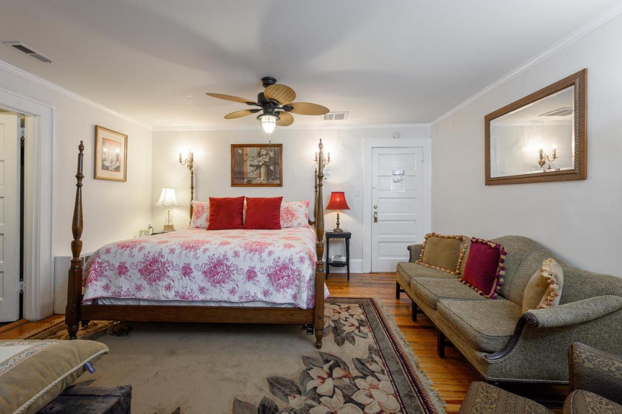 Oakland Cottage Bed And Breakfast Ашвил Екстериор снимка